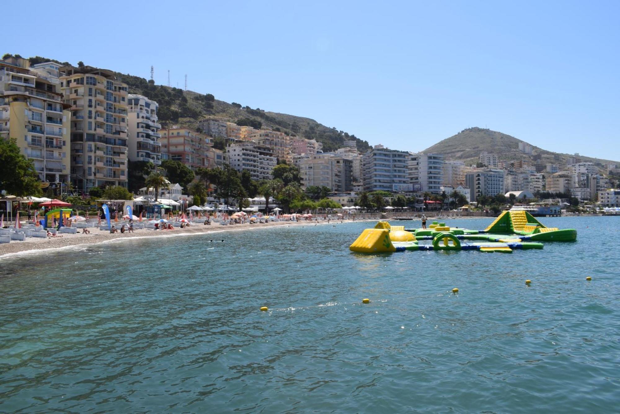 Apartments Blue Horizons Sarandë Exteriör bild