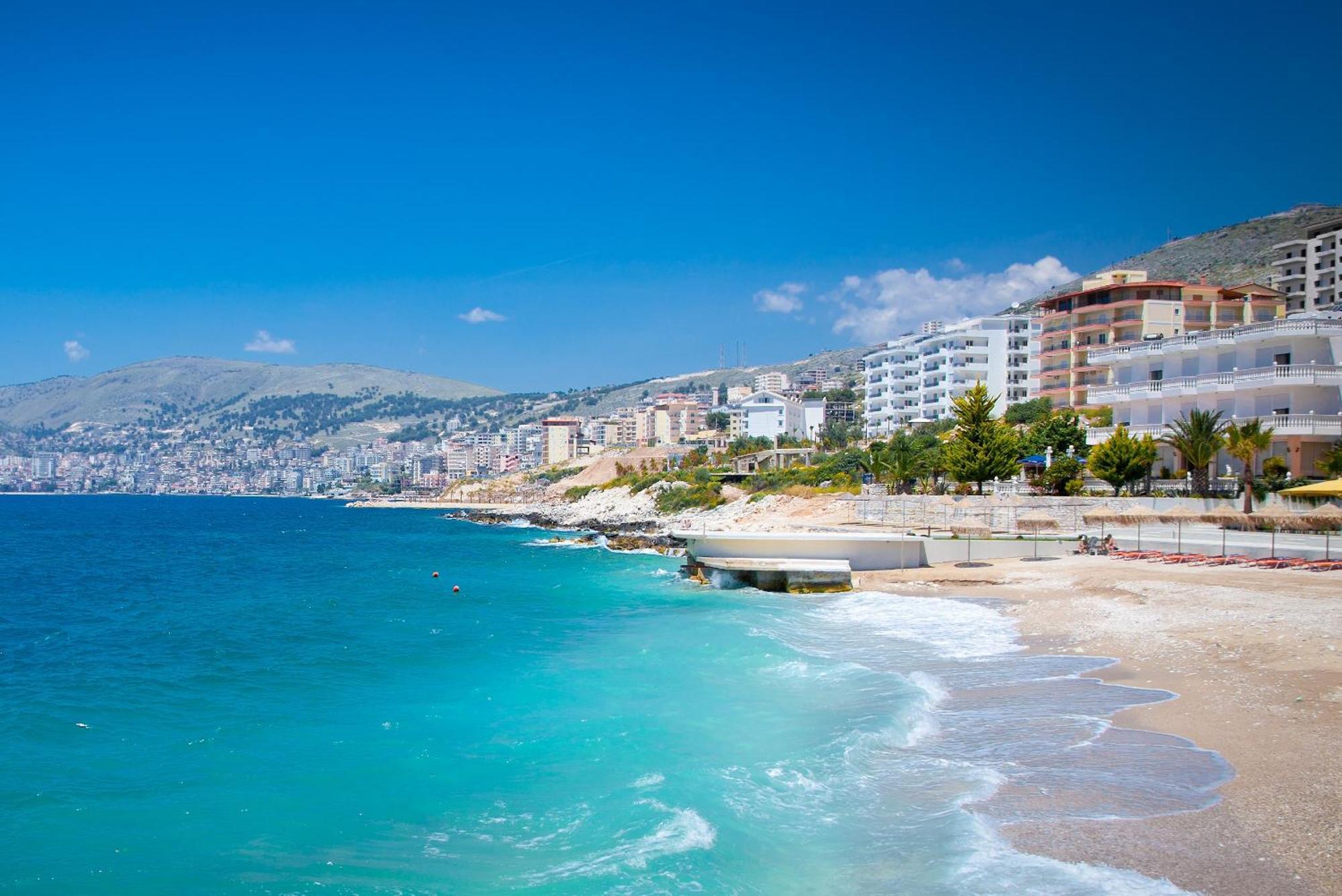 Apartments Blue Horizons Sarandë Exteriör bild