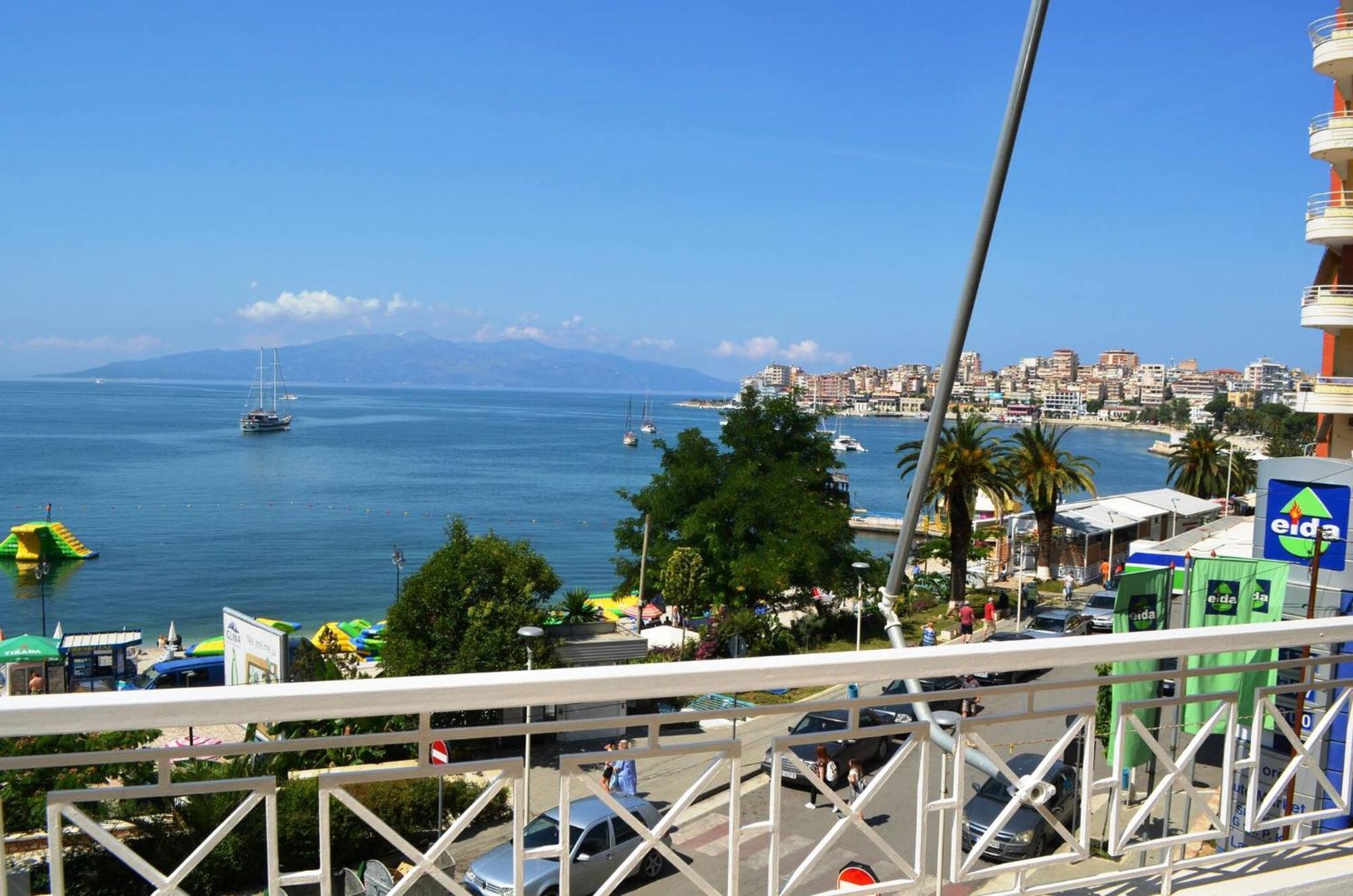 Apartments Blue Horizons Sarandë Exteriör bild