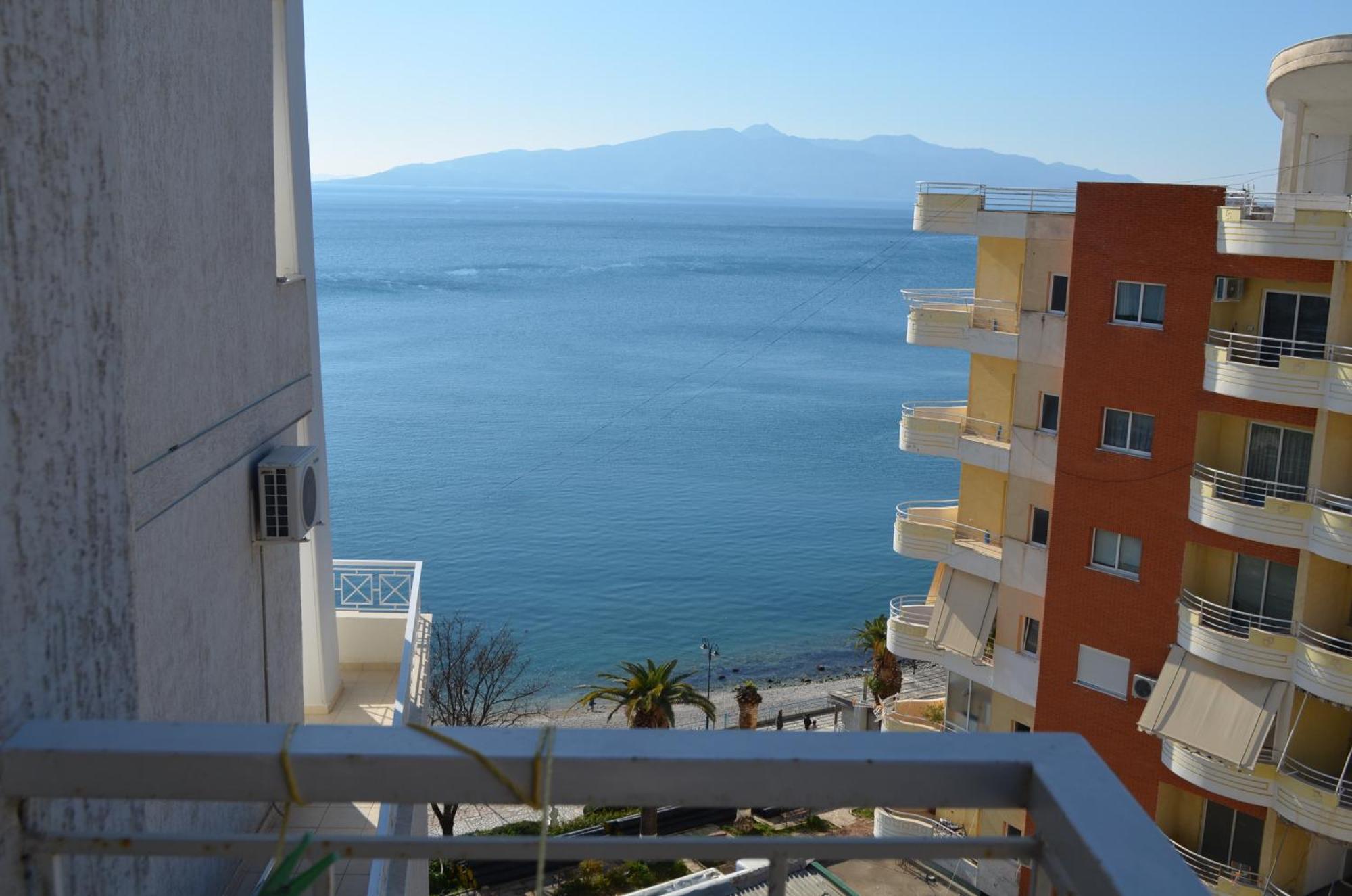 Apartments Blue Horizons Sarandë Exteriör bild