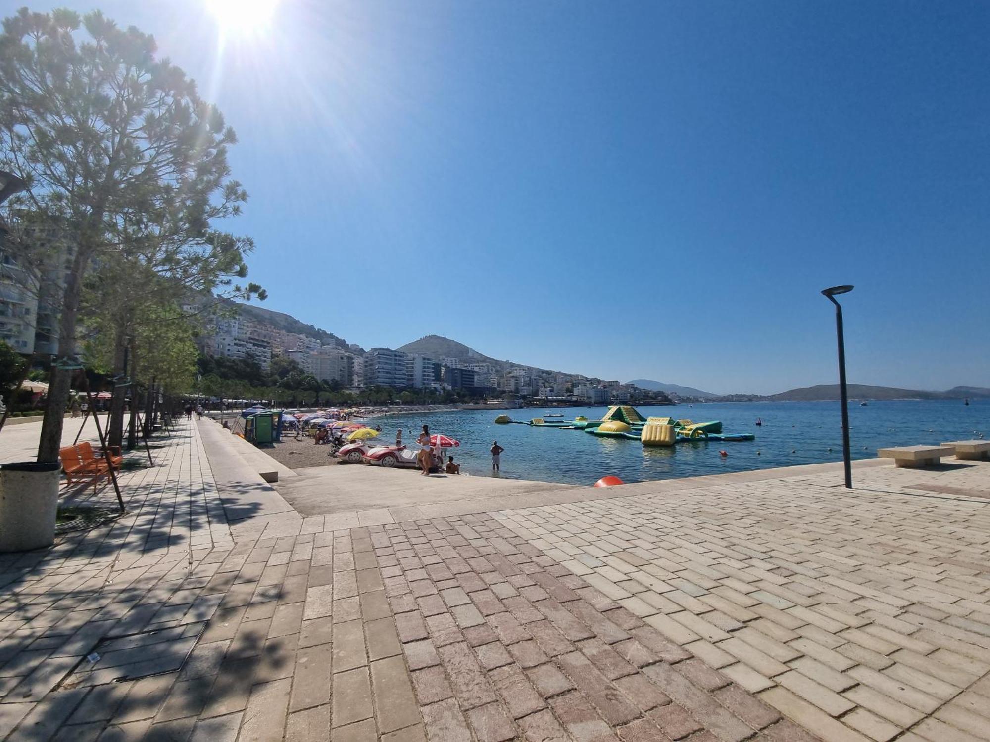 Apartments Blue Horizons Sarandë Exteriör bild